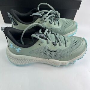 Under Armour Women's Charged Maven Trail Running Shoes Size 5